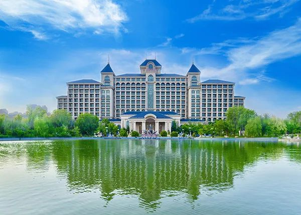 今有阵雨气温下降丨天津这条地铁运营时间延长丨天津新增2条赏秋精品线路丨多区道路施工出行注意→(图2)