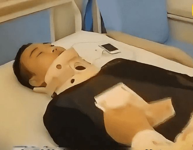 15年保安因接跳楼女而瘫痪女孩母亲：我女儿出事你负一辈子责(图11)