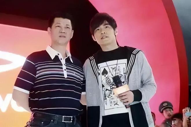 曾被吹上天如今却跌落神坛的3个国产运动鞋看谁还在乱跟风？(图17)