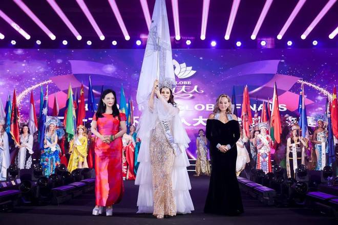 2025年度环球夫人大赛全球总决赛在深圳圆满举行(图2)