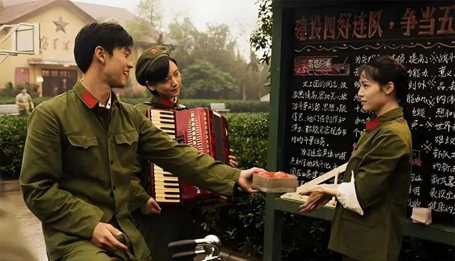 1974年我相亲认识了妻子结婚四十七年却没有孩子我心里很委屈(图3)