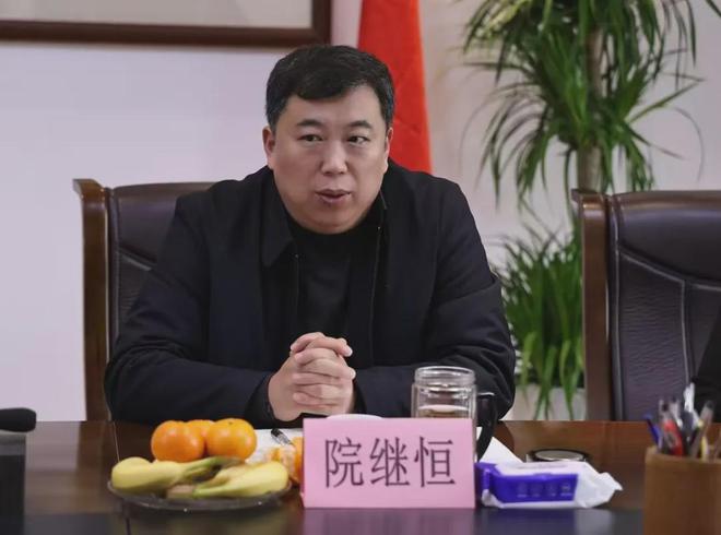 开封文化艺术职业学院召开庆祝“三八”国际劳动妇女节座谈会(图2)