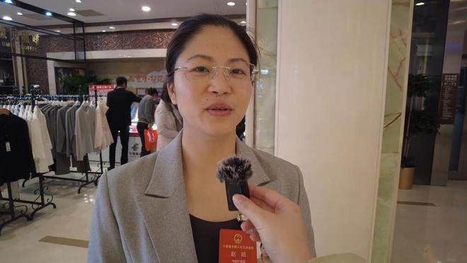 两会之后为何全网都在质疑全国人大代表赵昭回乡养牛创业？(图13)
