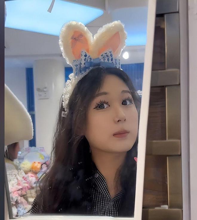 26岁女生被十几个大汉围堵索财还威胁正面照曝光身份不简单(图8)