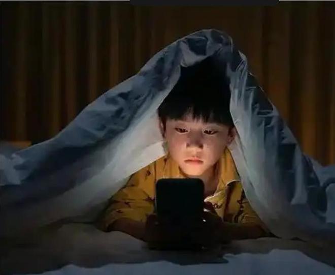 校园“奶头乐”盛行无数学生透支着身体和未来家长却浑然不知(图6)