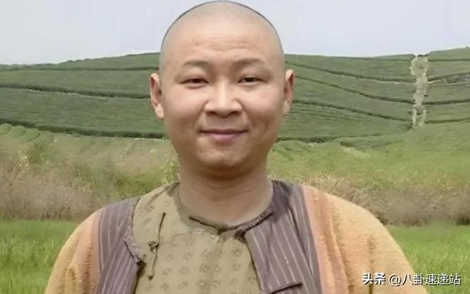 56岁赵亮带模特老婆深山养鸡16年满脸皱纹似老农他到底图啥(图3)