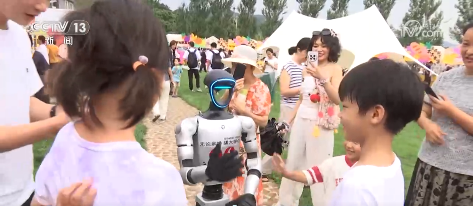 “花式”消暑新场景催热文旅“清凉消费”夏日经济活力释放(图3)